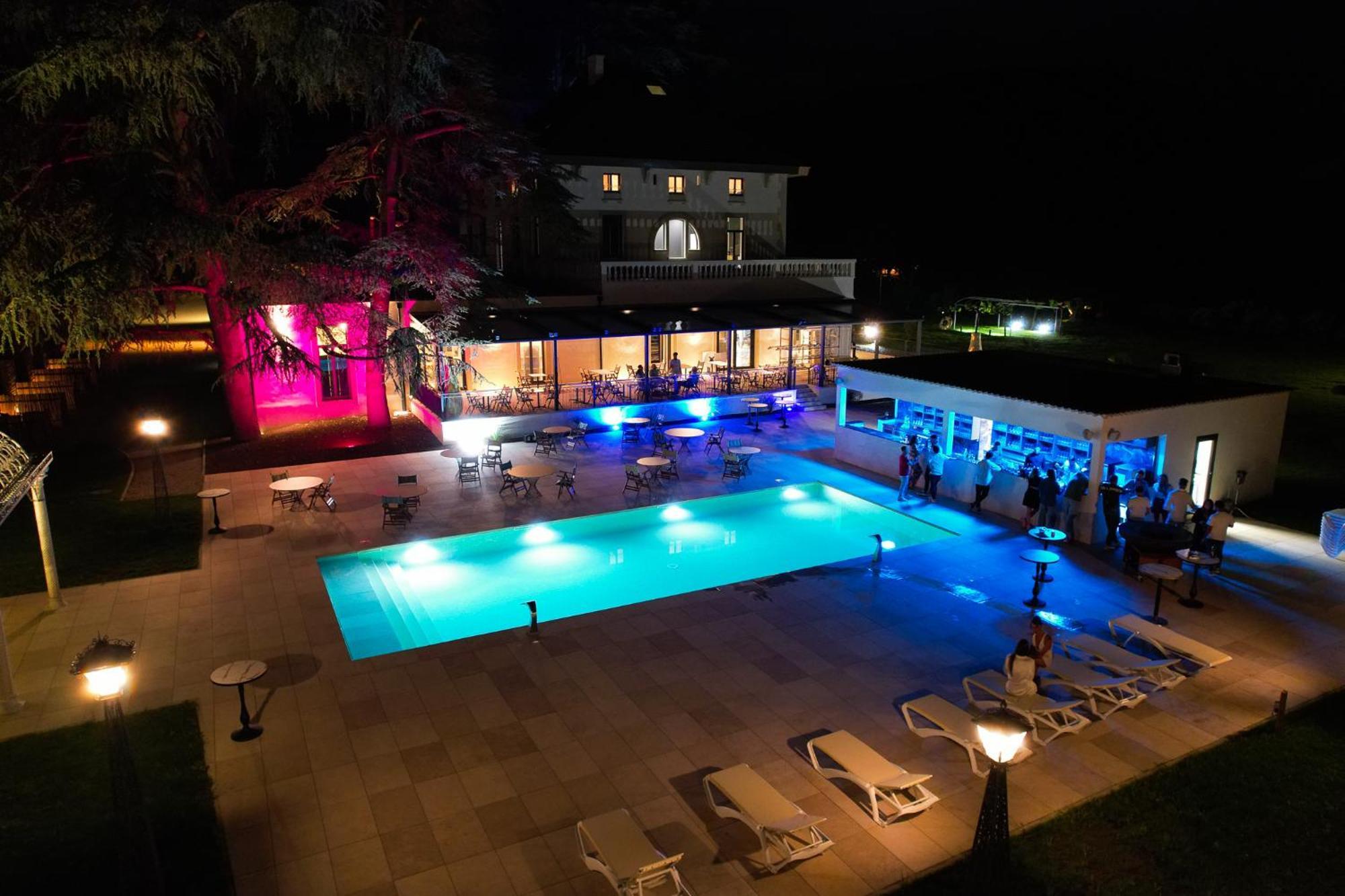 Sequoias Golf & Ressort Otel Ruy-Montceau Dış mekan fotoğraf